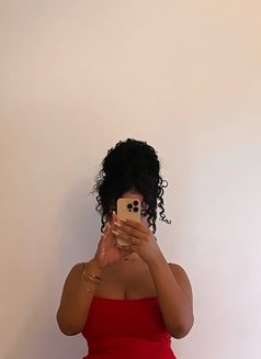 Amira Marocaine - escort in Nairobi Photo 4 of 5