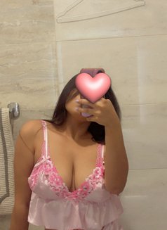 Amira - escort in Riyadh Photo 1 of 2