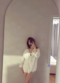 Amira Naughty Kitten - puta in Hong Kong Photo 4 of 11