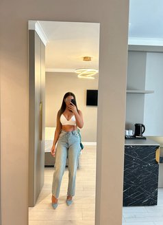 Amira - escort in Dubai Photo 5 of 5