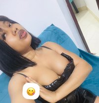 Amira - escort in Muscat