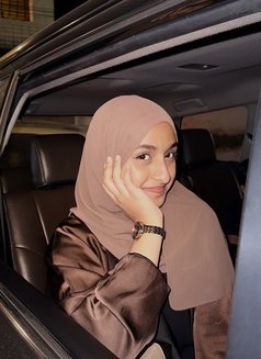 Amira - escort in Muscat Photo 1 of 3