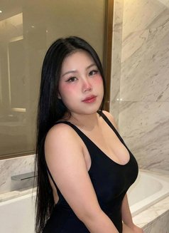 Amira - escort in Khobar Photo 9 of 10