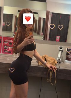 Amira - escort in Kuala Lumpur Photo 3 of 6