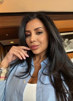 Amira - escort in London Photo 10 of 11
