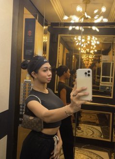 Amira7inch/cumshow/meet/private channel - Transsexual escort in Makati City Photo 12 of 19
