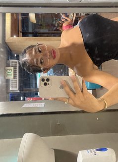 Amiraa Bigdick /Cumshow/private Channel - Transsexual escort in Manila Photo 3 of 8