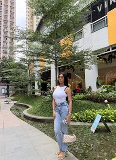 Amira7inch/cumshow/meet/private channel - Acompañantes transexual in Makati City Photo 12 of 12