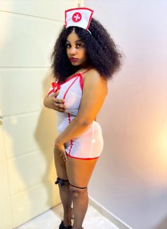 Amirah - escort in Muscat Photo 4 of 5