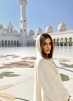 AMIRAH VIP LONDON | Arab Latina - Transsexual escort agency in London Photo 14 of 23