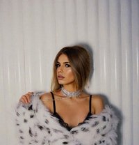 AMIRAH VIP LONDON | Arab Latina - Transsexual escort agency in London Photo 1 of 23