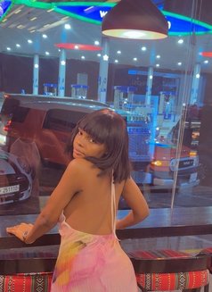 Amiria - escort in Doha Photo 5 of 6