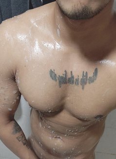 Amis to text free - Male escort in New Delhi Photo 8 of 8