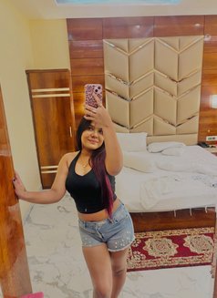 🥰 Amisha 🥰Cam and Real Meet - puta in Rajkot Photo 2 of 2
