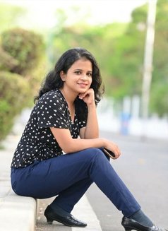 Amisha - escort in Ahmedabad Photo 3 of 3
