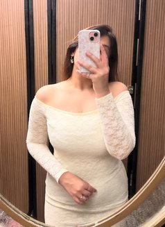 Amisha - escort in Ahmedabad Photo 2 of 2