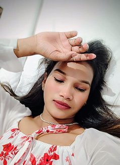 Amisha Patel - escort in Surat Photo 5 of 11