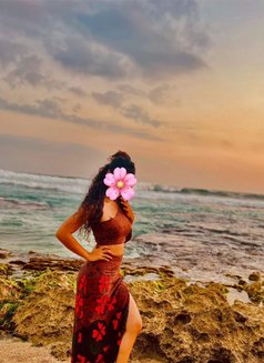 Amisha - masseuse in Colombo Photo 4 of 12