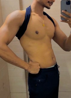 Amit, Delhi Ncr Play Boy - Acompañantes masculino in Gurgaon Photo 1 of 2