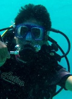 Amit - Male companion in Kolkata Photo 1 of 2