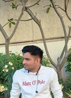 Amit - Male escort in Mumbai Photo 3 of 4