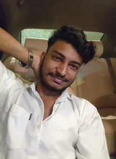 Amit - Male escort in Mumbai Photo 7 of 10