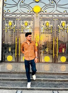 Amit - Male escort in Noida Photo 2 of 6