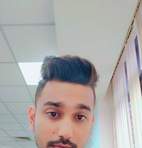 Amit Singh - Acompañantes masculino in New Delhi