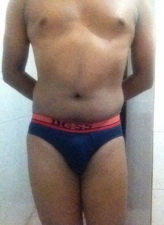 Charith - FREE services for LADIES - Male escort in Colombo Photo 1 of 18