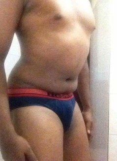Charith - FREE services for LADIES - Male escort in Colombo Photo 13 of 18
