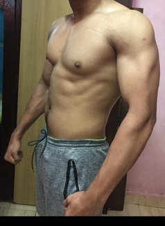 Amjad - Acompañantes masculino in Mumbai Photo 3 of 3