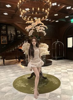Ammilie Rose VVVIP - escort in Bangkok Photo 10 of 28