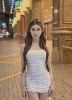 Ammilie Rose VVVIP - escort in Bangkok Photo 12 of 28