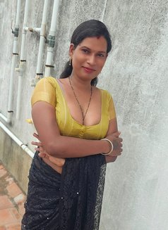 Ammu - Acompañantes transexual in Chennai Photo 2 of 7
