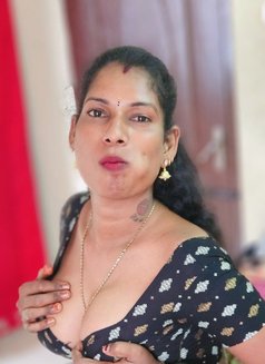 Ammu - Acompañantes transexual in Chennai Photo 18 of 19
