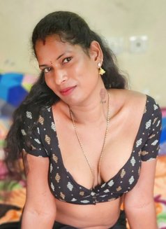 Ammu - Acompañantes transexual in Chennai Photo 19 of 19