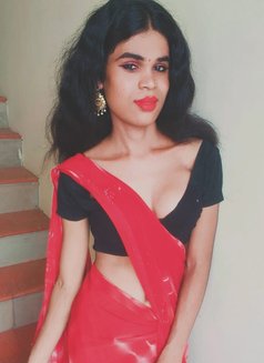 Ammu - Acompañantes transexual in Chennai Photo 3 of 3