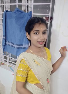Ammu - Acompañantes transexual in Chennai Photo 1 of 3