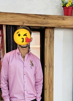 Ammu - Acompañantes masculino in Indore Photo 1 of 1