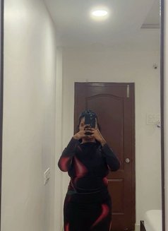 Ammu Reddy - Transsexual escort in Hyderabad Photo 3 of 8