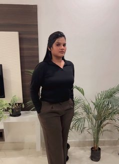 Ammu Reddy - Transsexual escort in Hyderabad Photo 4 of 8