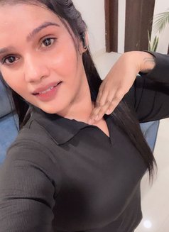 Ammu Reddy - Transsexual escort in Hyderabad Photo 6 of 8