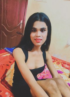 Ammu sexy tranny - Transsexual escort in Chennai Photo 10 of 16