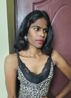 Ammu Thanvika - Transsexual escort in Chennai Photo 3 of 8
