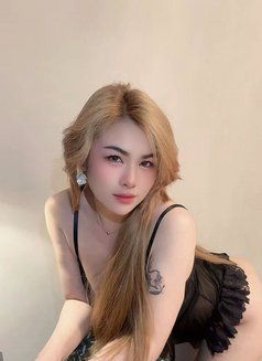 Ammy - escort in Riyadh Photo 4 of 8