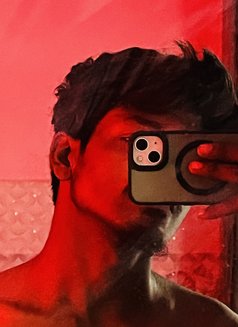 Ammy - Acompañantes masculino in New Delhi Photo 9 of 9
