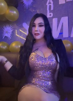 Ammy - escort in Abu Dhabi Photo 2 of 6