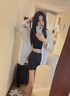 Ammy - escort in Gurgaon Photo 3 of 7