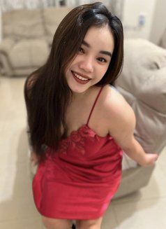 Amna - escort in Muscat Photo 2 of 11