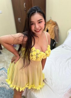 Amna - escort in Muscat Photo 10 of 11